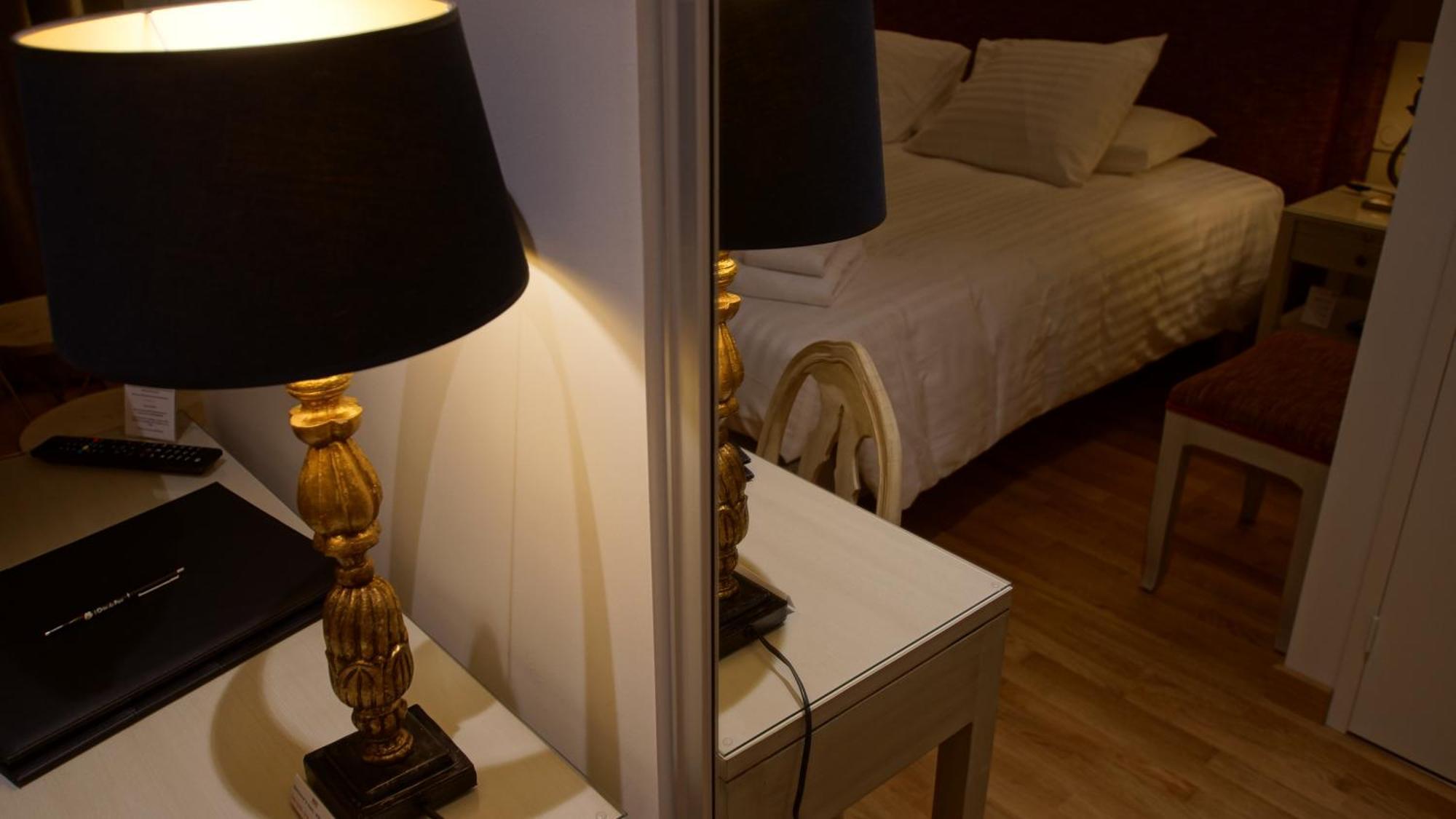 Hotel De Charme L'Oree Du Parc Romans-sur-Isère Eksteriør billede