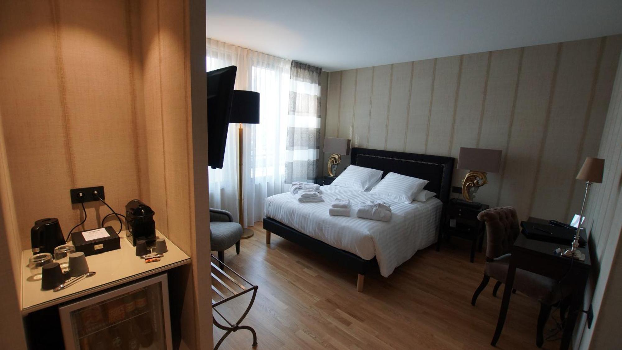 Hotel De Charme L'Oree Du Parc Romans-sur-Isère Eksteriør billede