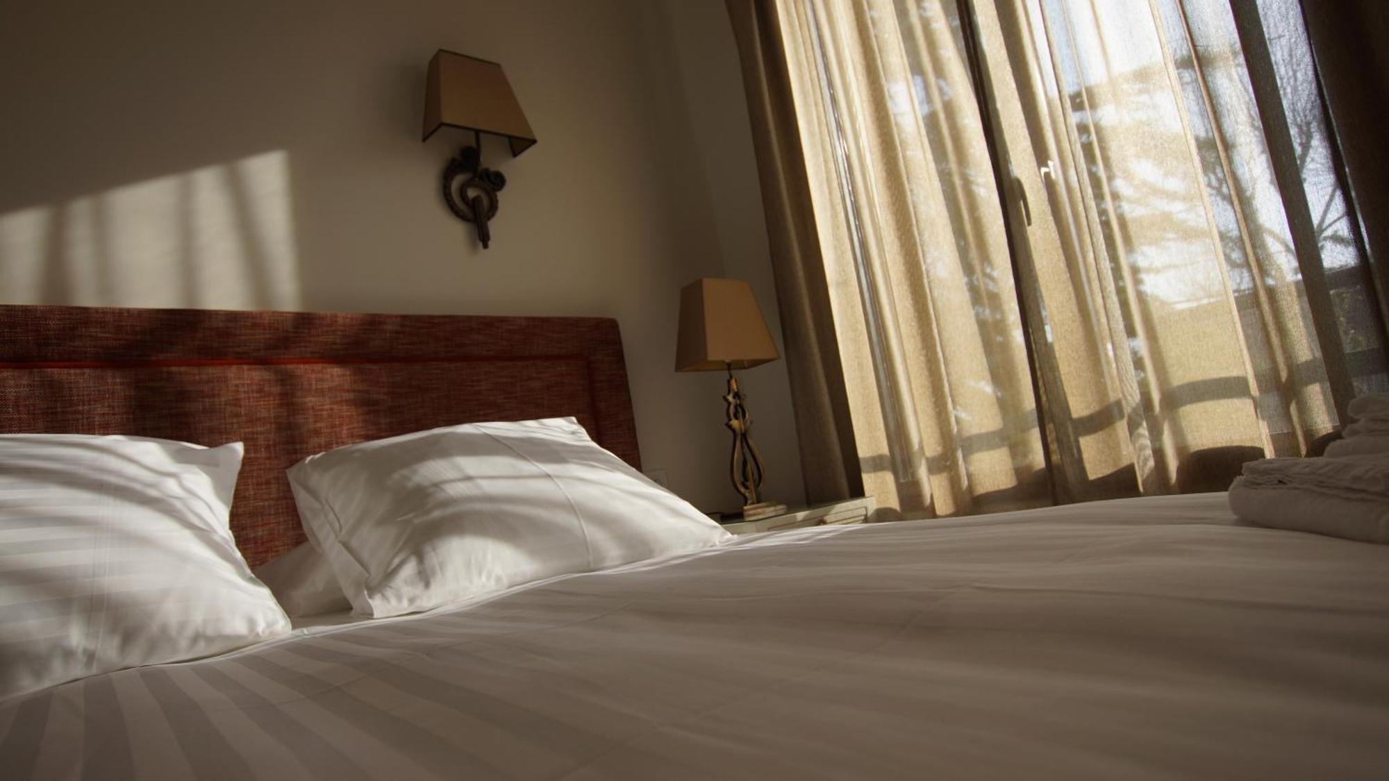 Hotel De Charme L'Oree Du Parc Romans-sur-Isère Eksteriør billede