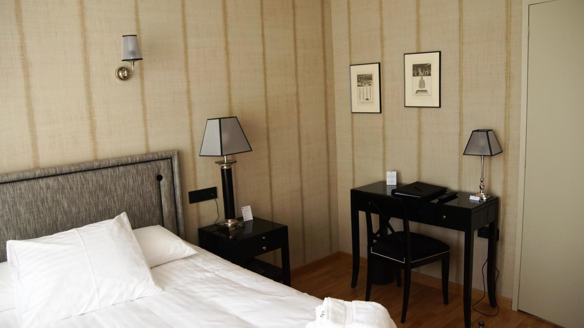 Hotel De Charme L'Oree Du Parc Romans-sur-Isère Eksteriør billede