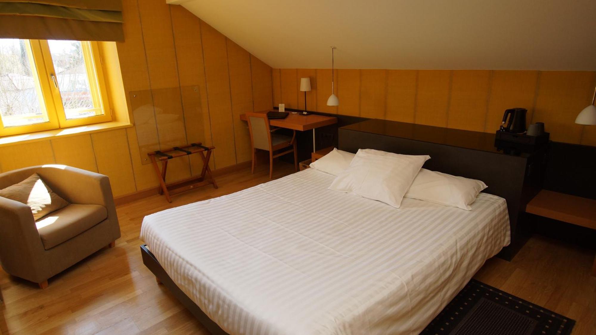 Hotel De Charme L'Oree Du Parc Romans-sur-Isère Eksteriør billede