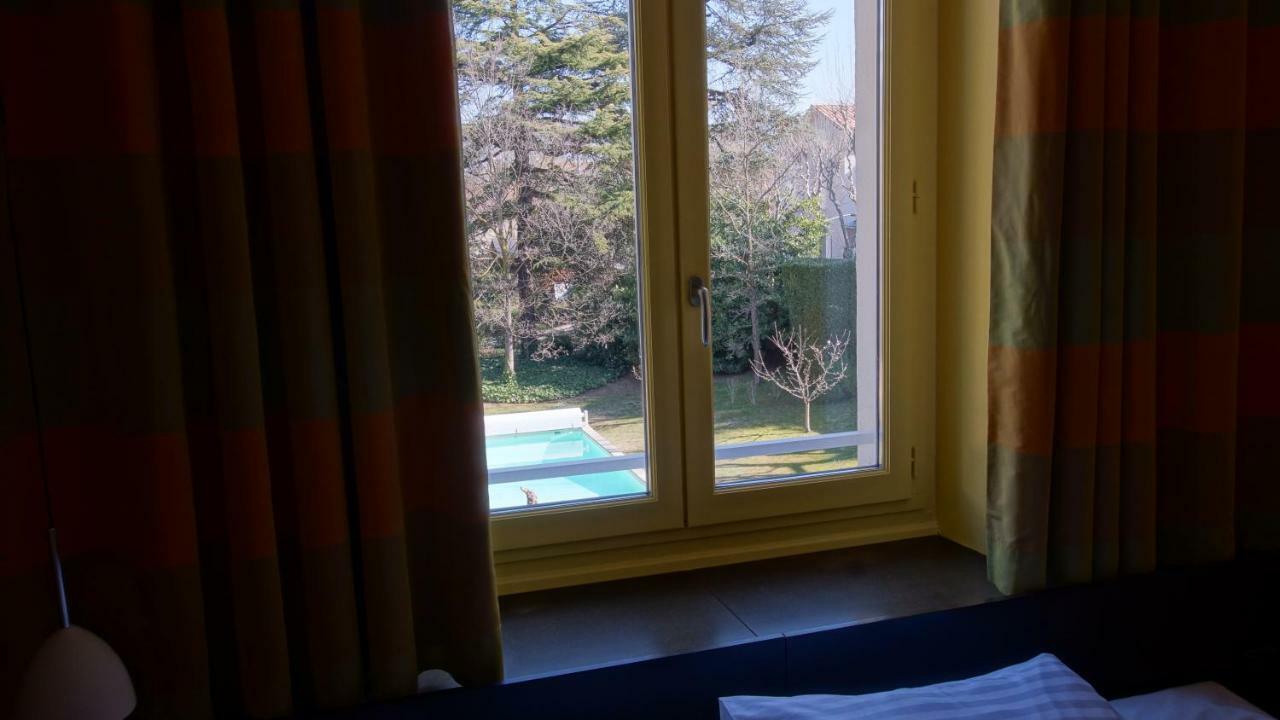 Hotel De Charme L'Oree Du Parc Romans-sur-Isère Eksteriør billede